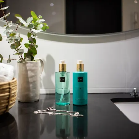 Bob W Helsinki Katajanokka 4* ヘルシンキ