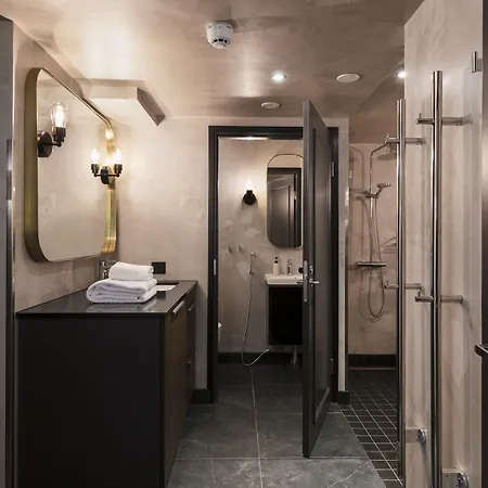 Bob W Helsinki Katajanokka