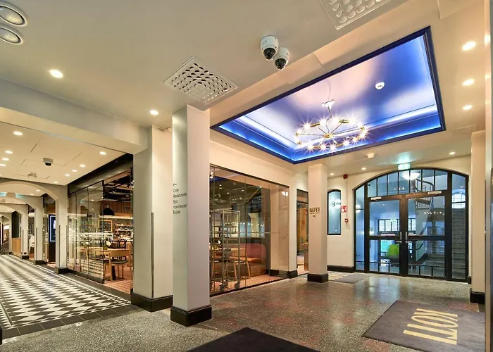 Bob W Katajanokka 4*