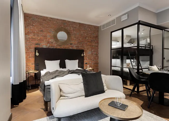 Bob W Katajanokka Apartmanhotel 4*